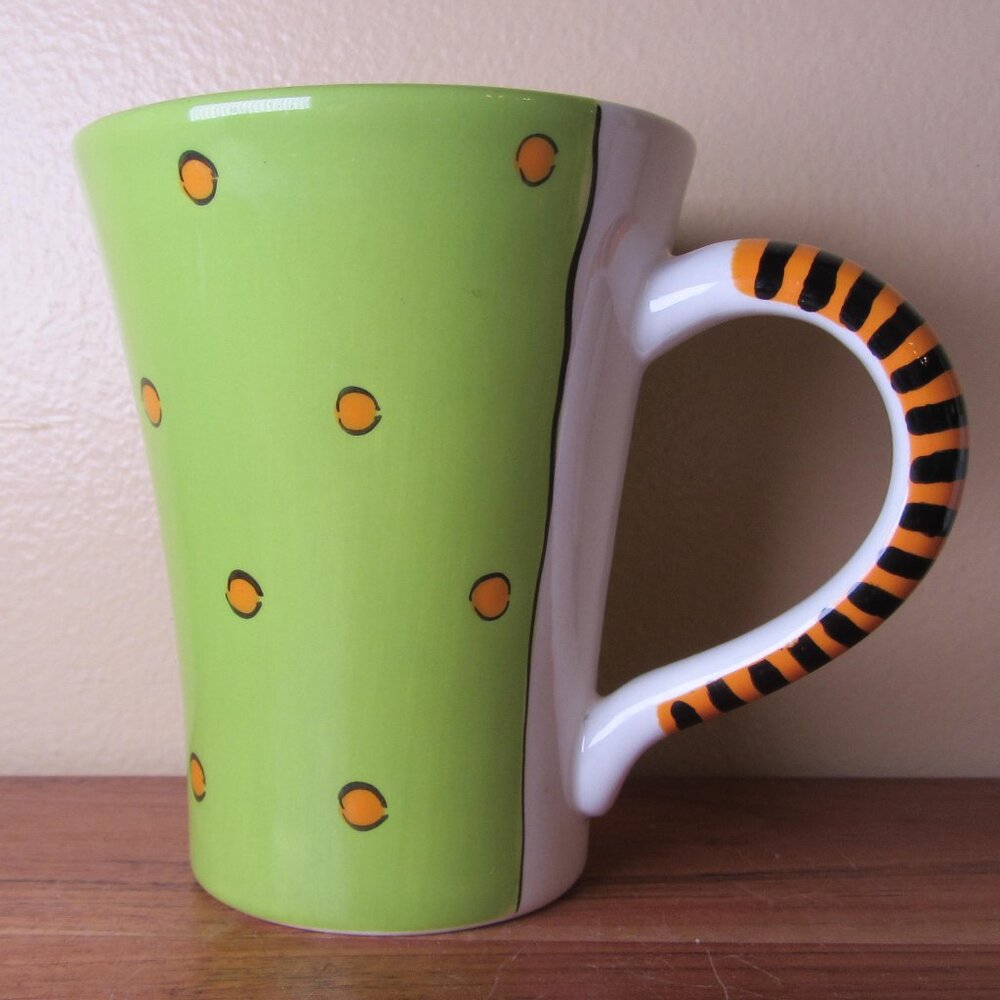 *BOGO mugs* 14 oz dotti potts sandra silberman green polka dot mug (W6328)